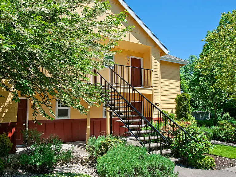 Green Leaf Village — Photo 7