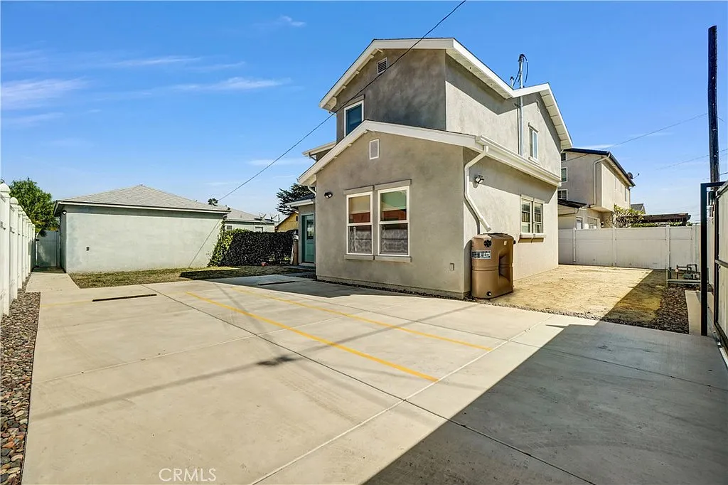 Building Photo - 1648 255th St