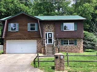 13 Lower Falls Ests, Saint Albans, WV 25177