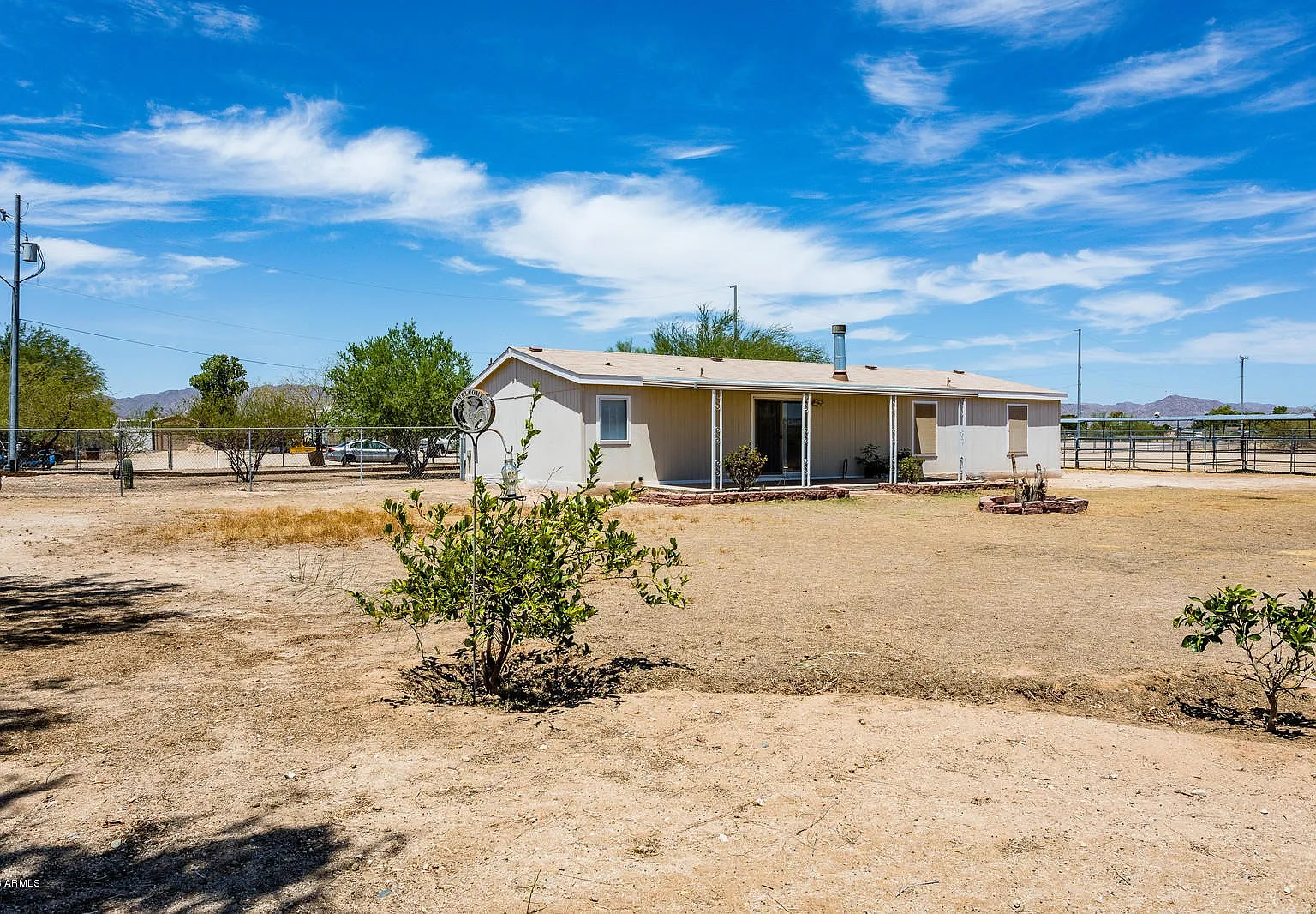 3 bed, 1625 sqft, $2,200 — Photo 4