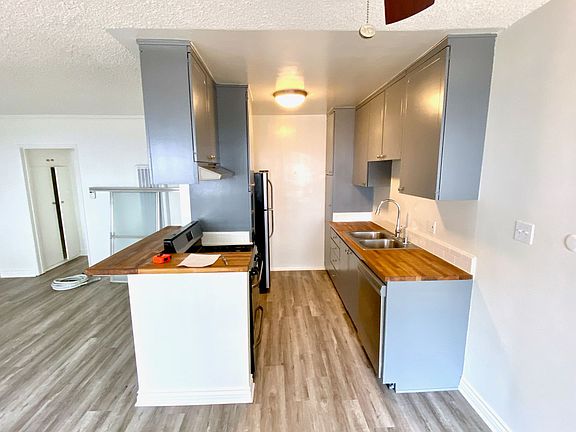 2nd image of 3657 Dunn Dr APT 3