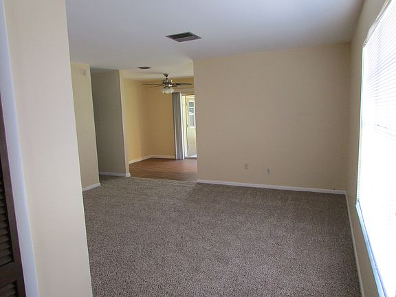 4th image of 11511 Valencia Dr APT A
