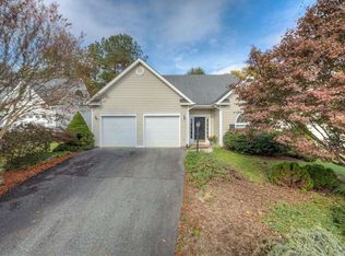 880 Swan Ridge Rd, Charlottesville, VA 22903