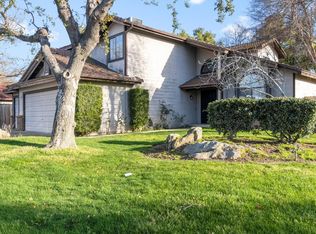 2522 Barstow Ave, Clovis, CA 93611