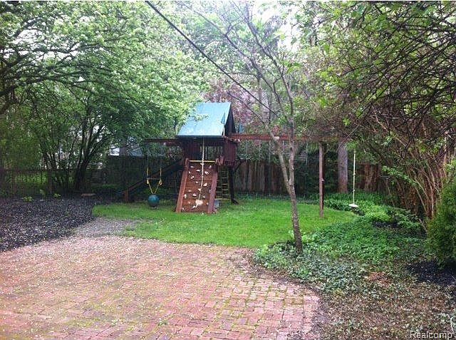 2nd image of 1451 Cedar Dr