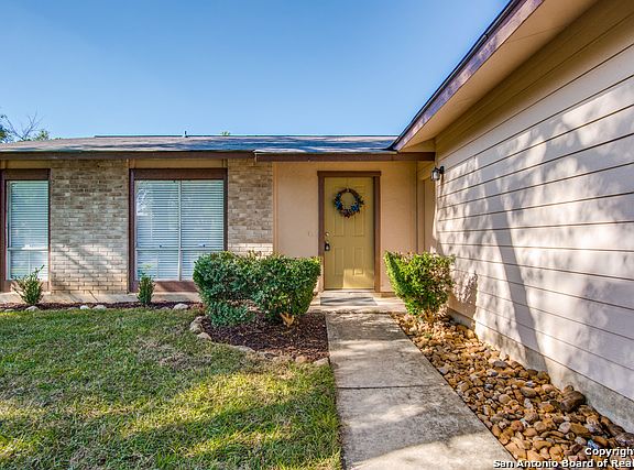 2nd image of 9435 Bowen Dr