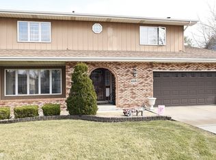 10335 S 84th Ave, Palos Hills, IL