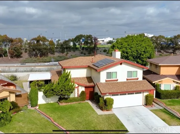 1677 W Bruin St, Los Angeles, CA 90047