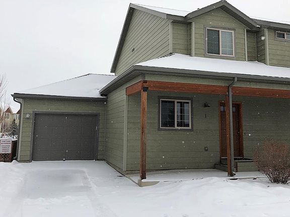 2nd image of 4825 Glenwood Dr APT 1