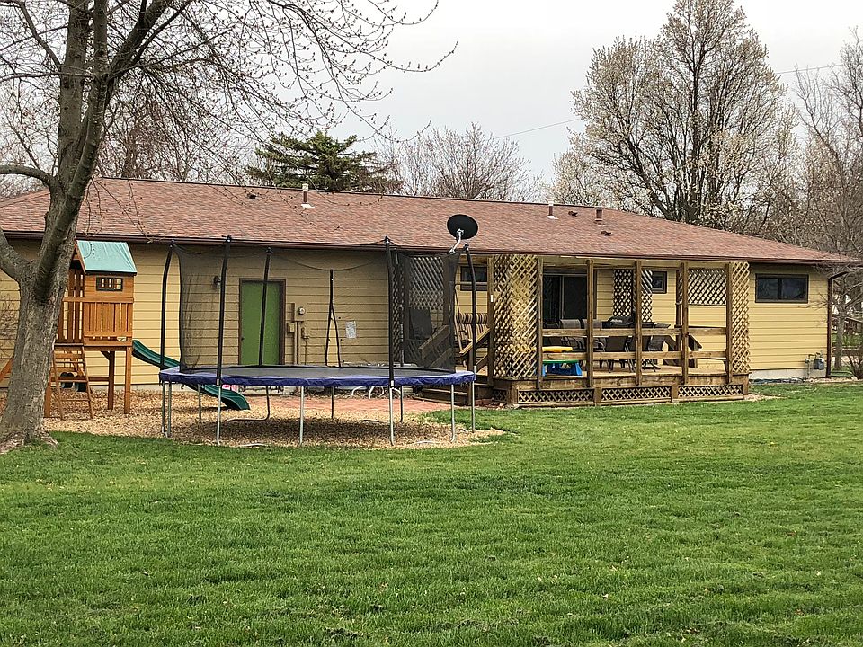 2nd image of 410 Virginia St