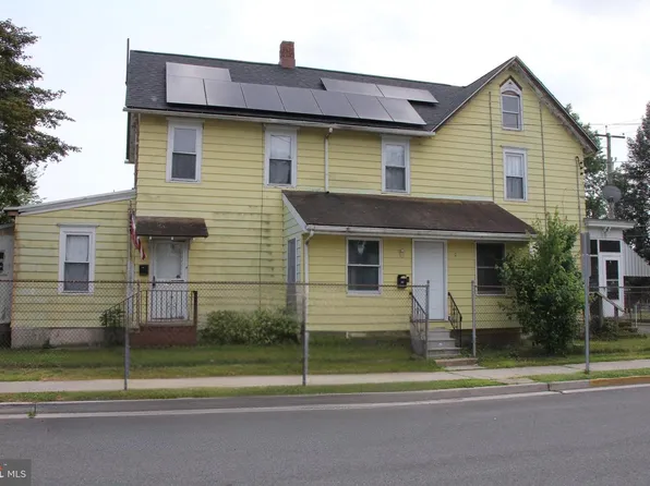 78 Walnut St, Salem, NJ 08079