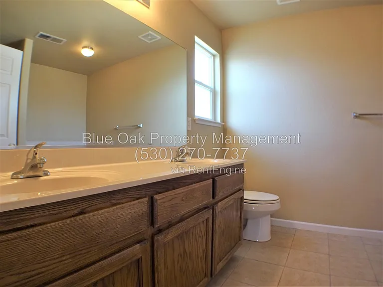 573 Eaton Rd — Photo 8