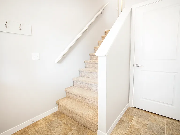 100 Southview Cres #1206 — Photo 40