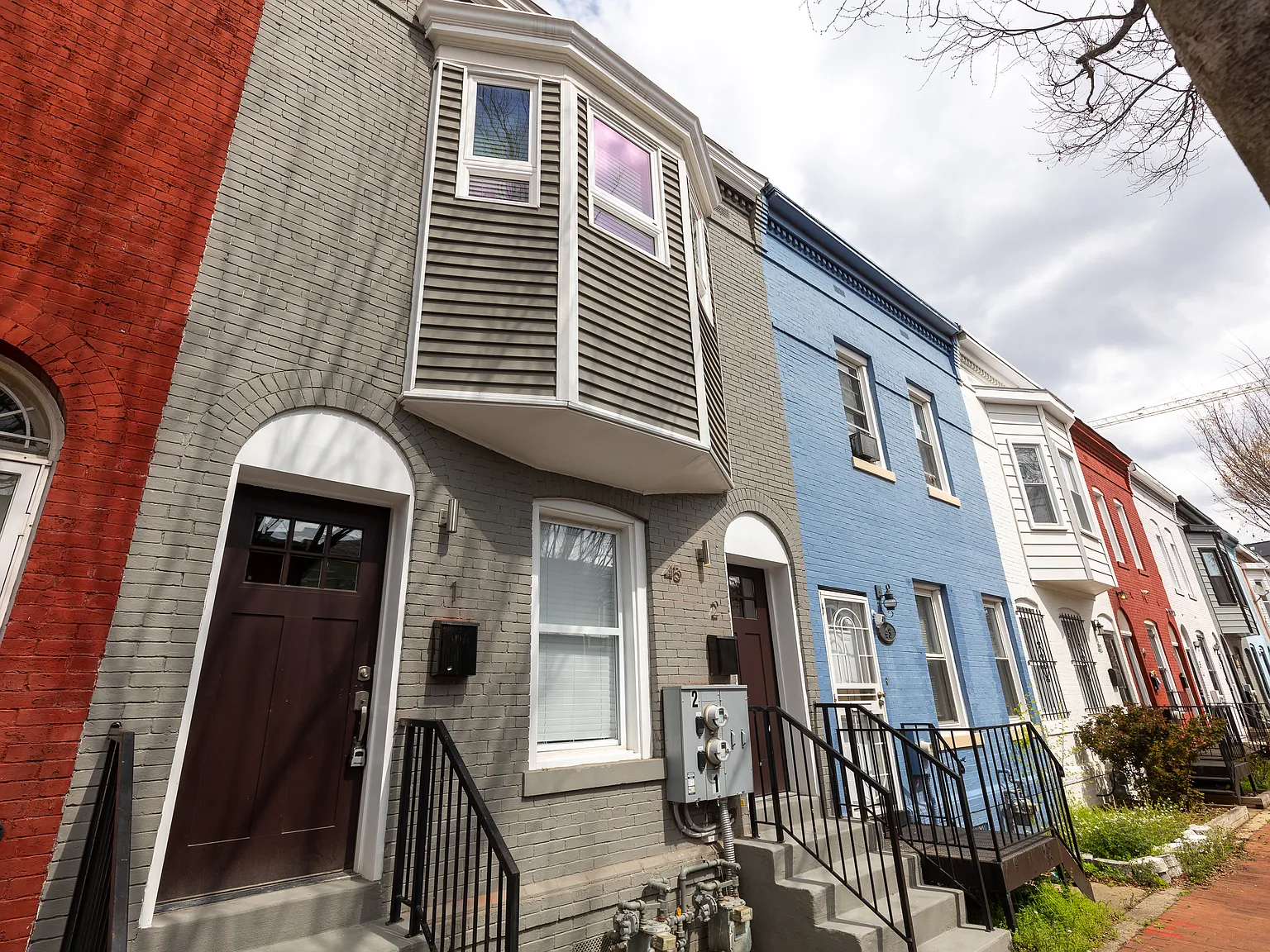 3 bed, 1930 sqft, $3,500 — Photo 3