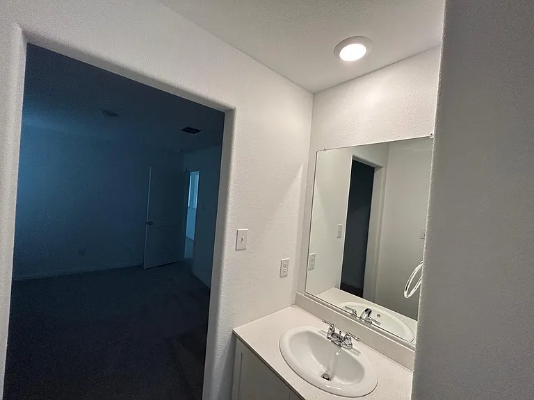 2517 Maplehurst Dr — Photo 20