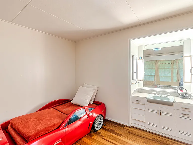 3665 Tantalus Dr — Photo 16