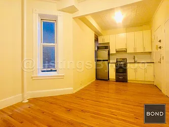 Rented by Bond New York