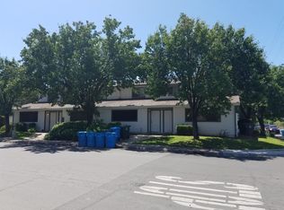 1290 Melton Dr, Yuba City, CA 95991