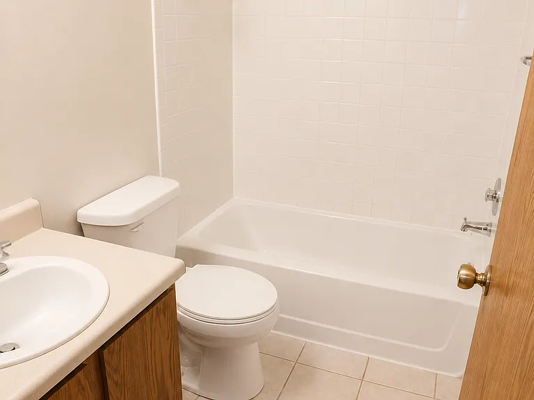 Upstairs Full Bath