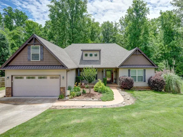 1040 Freshwater Ln, Easley, SC 29642