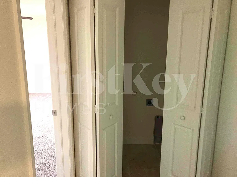 1731 NW 14th St — Photo 7