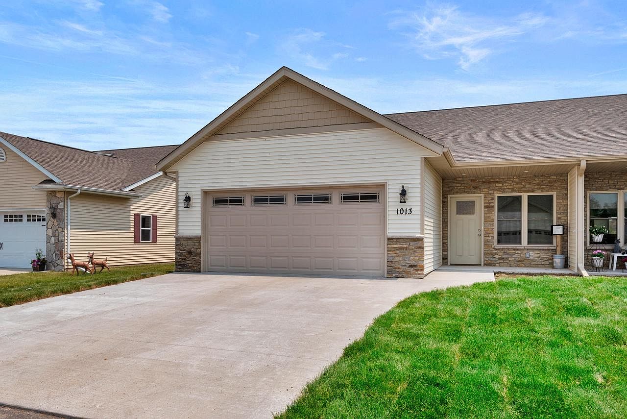 1013 Covington DRIVE UNIT 1, Sheboygan Falls, WI 53085 | Zillow