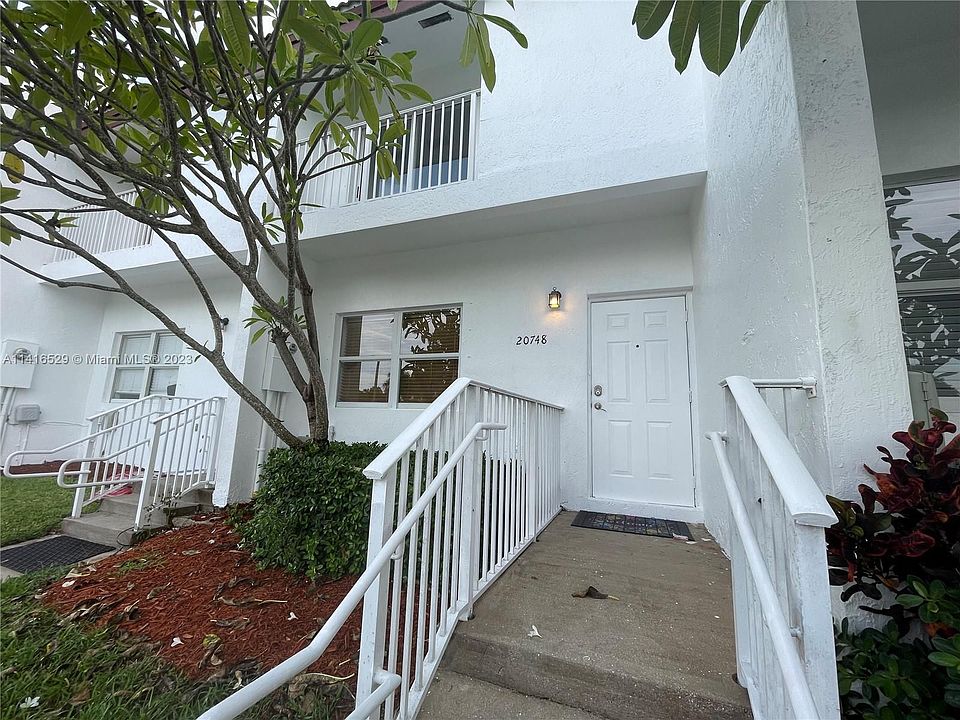 1st image of 20748 SW 82nd Ave #20748