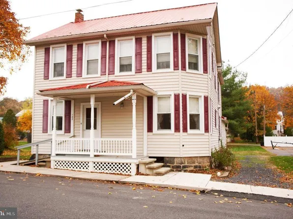 122 W McClure St, New Bloomfield, PA 17068