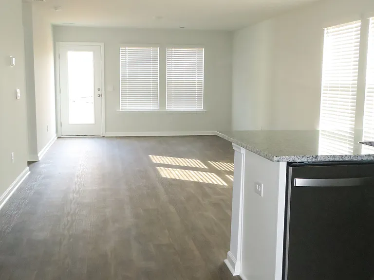 108 Haventree Ct #108 — Photo 4
