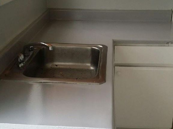 3rd image of 1951 E 73rd Pl APT 1A