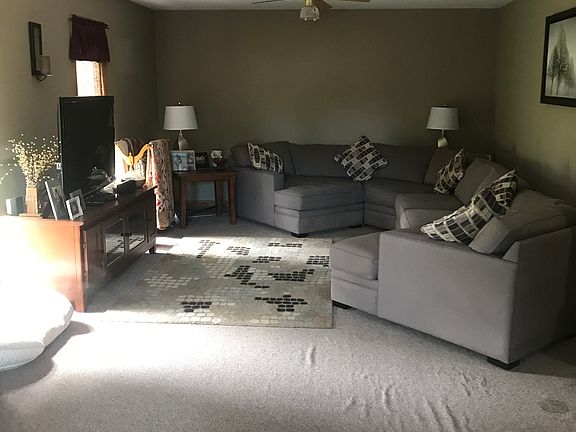 4th image of 1317 Eastbrook Dr