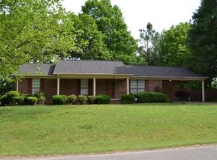 17 Elmfield Cv, Jackson, TN 38305