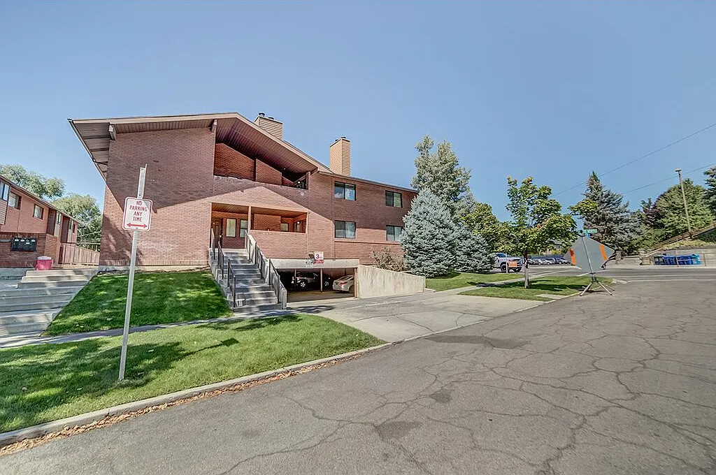 3 bed, 1168 sqft, $475 — Photo 1