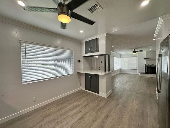 4th image of 4875-4885 Normandie Pl