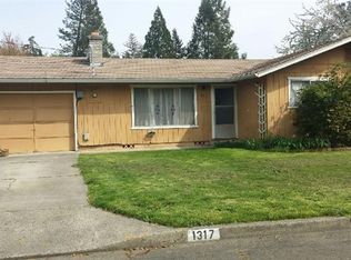 1317 NW Gilbert Way, Grants Pass, OR 97526