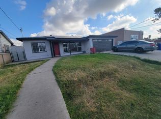 526 W 1st St, Rialto, CA 92376