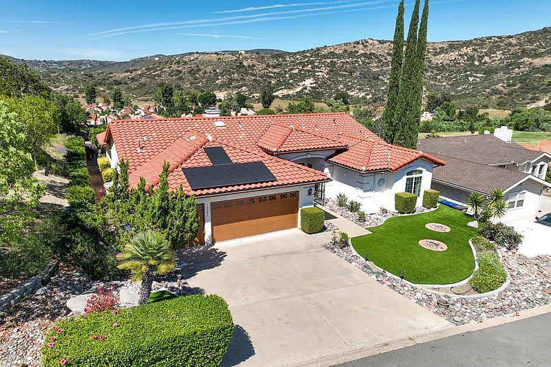1st image of 15543 Vista Vicente Dr