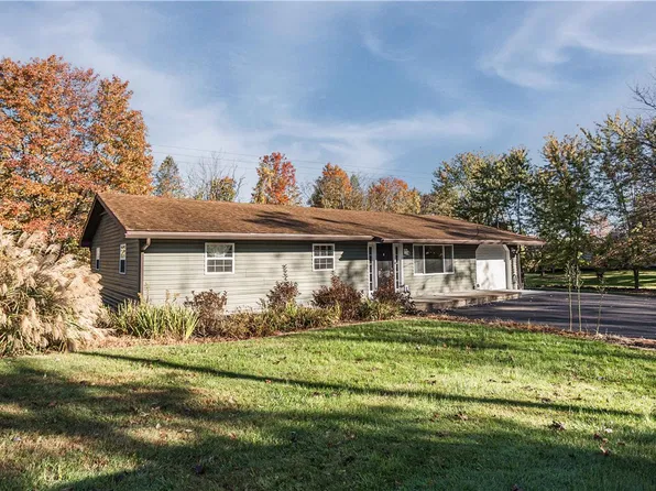 58 Hazel St, Blairsville, PA 15717
