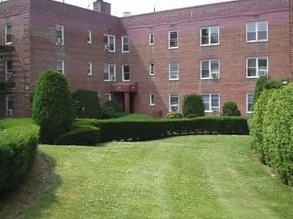 10 DAVENPORT Avenue #1F, New Rochelle, NY 10805