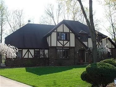 1st image of 2252 Holly Ln