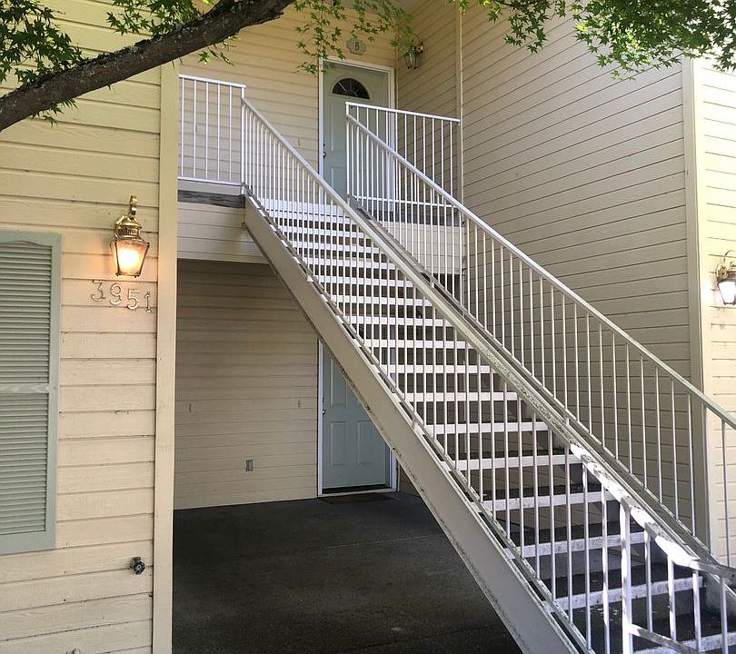 1st image of 3951 Arrowhead Dr #3951C