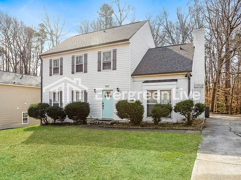 907 Doby Springs Dr — Photo 3