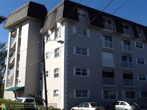 2nd image of 5911 NE 14th Ln APT 504S