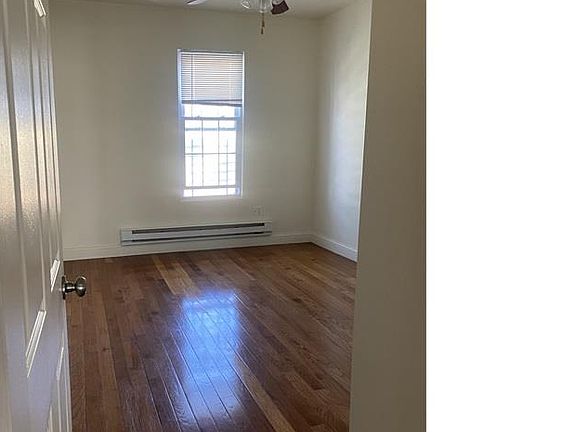 3rd image of 602 Mead St #2