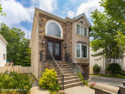 41 Brookside Loop, Staten Island, NY, 10309