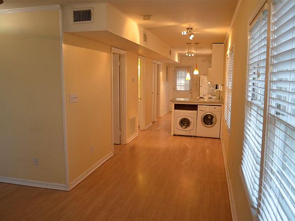 4th image of 377 N P St