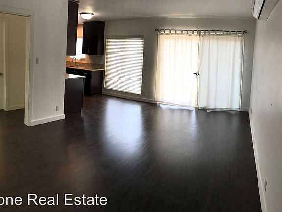 3rd image of 1417 N Curson Ave APT 05