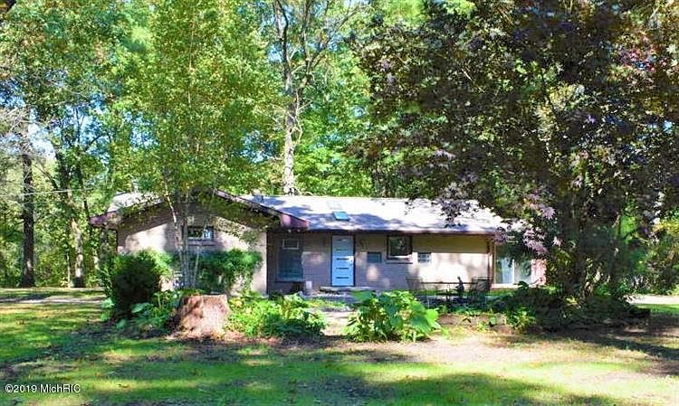 1st image of 26205 Hillview Dr