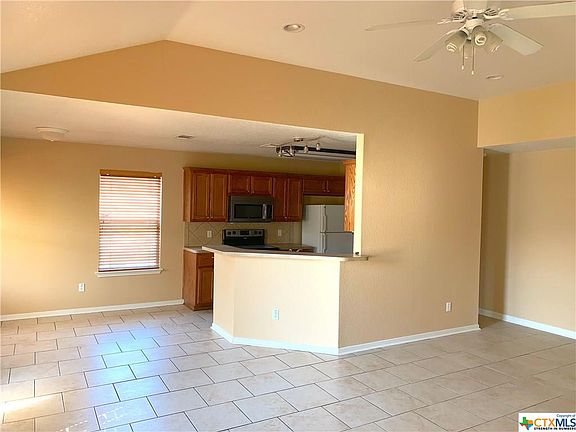 3rd image of 505 Redbud Dr