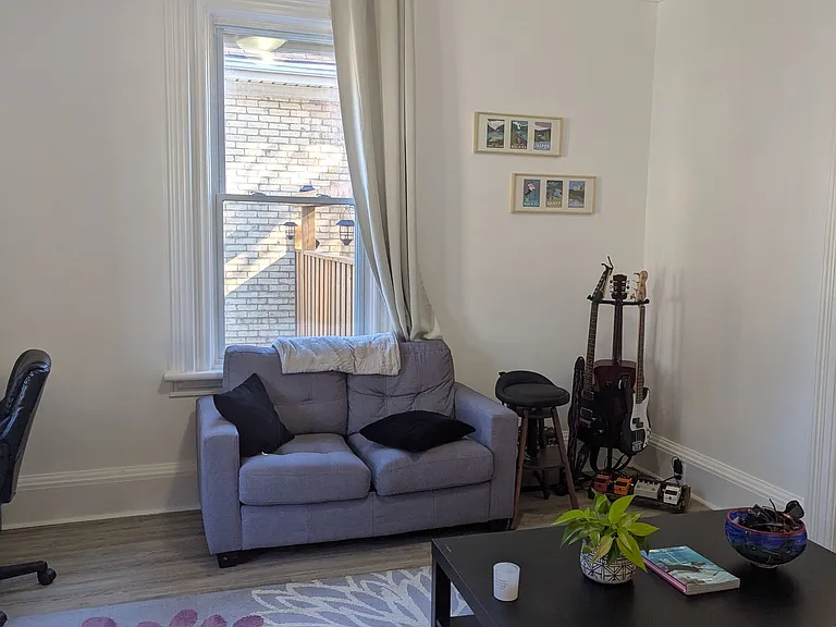 159 Wellington St — Photo 9